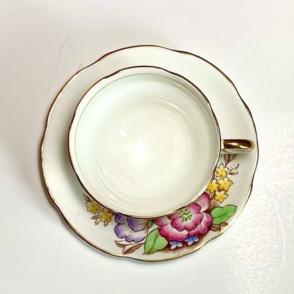 Vintage Royal Adderley Bone China Teacup & Saucer - Picture 2 of 5